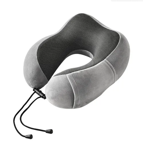 Cosa fa il cuscino in memory foam in viaggio?